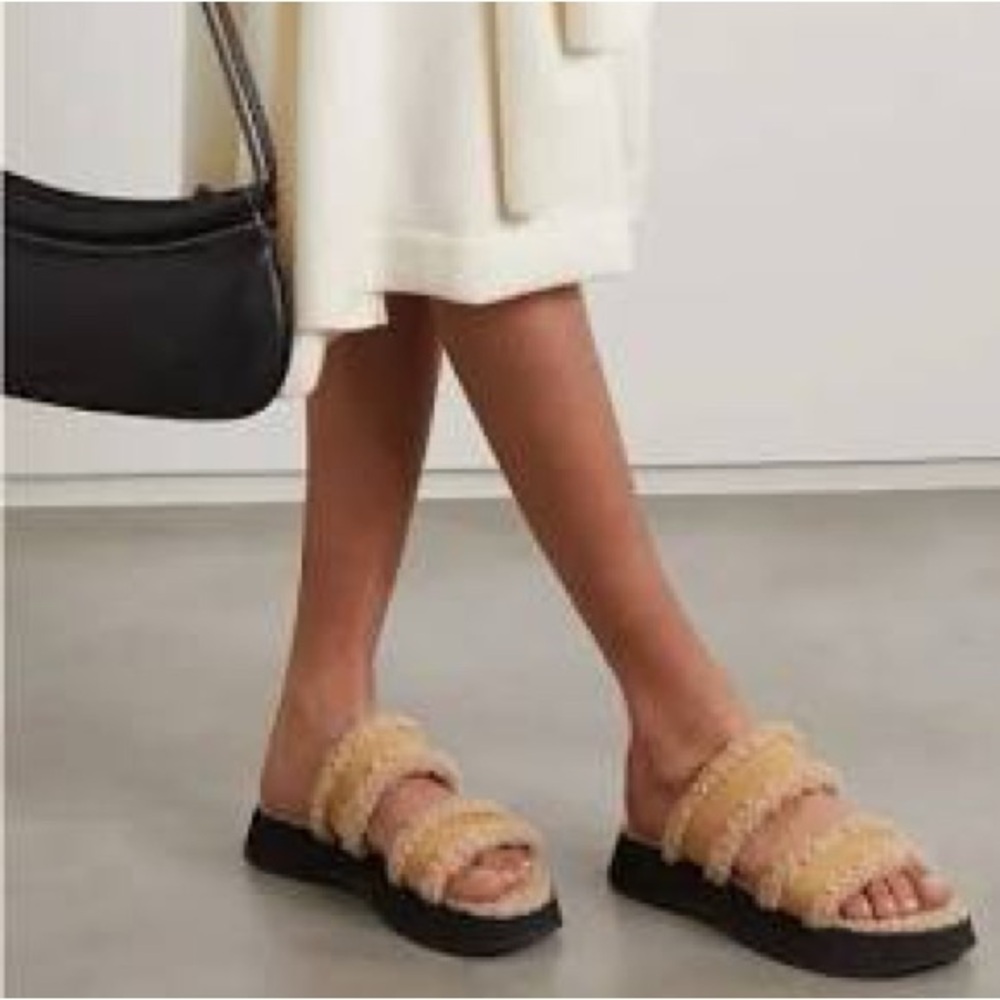 Staud Siesta shearling slide in doe